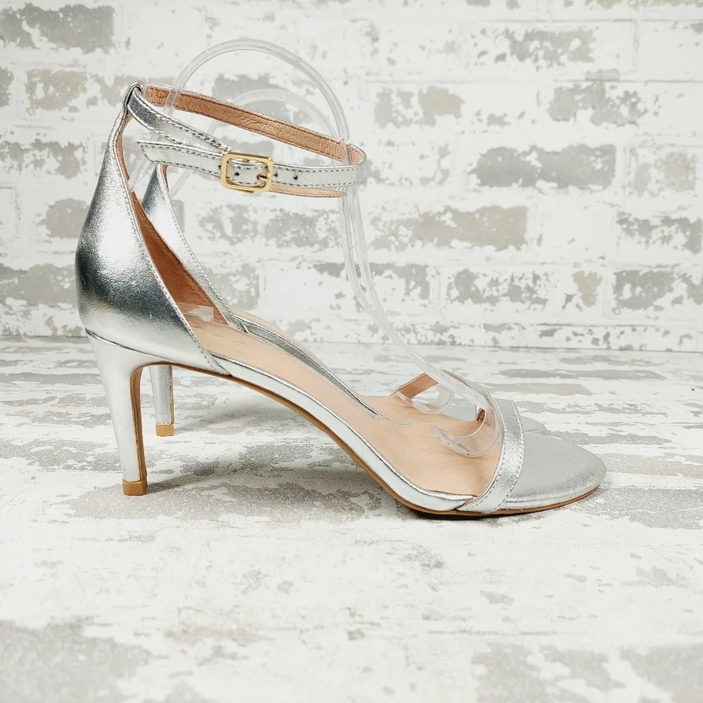 NEW Joie Maisie Silver Leather Ankle Strap Heeled Sandals H376